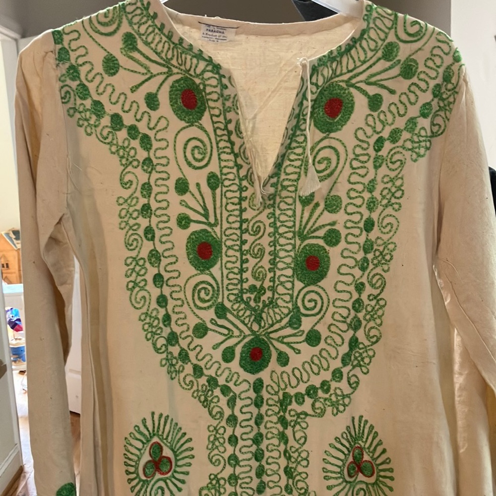 Pakistan paracha gown